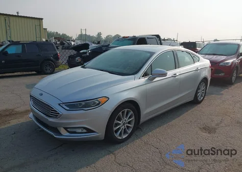 2017 Ford Fusion Se z USA, uszkodzony, nr VIN 3FA6P0HD3HR116324